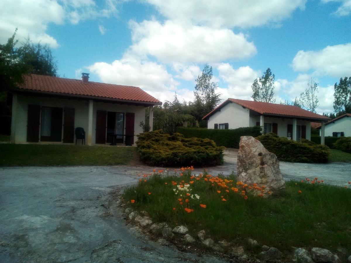 Paradise Challets And Camping Otel Sarrecave Dış mekan fotoğraf